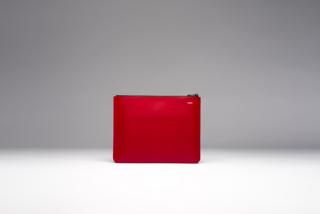 medium pouch -  red